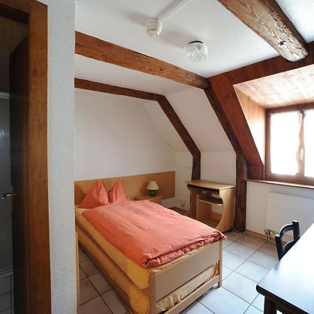 Chez Gilles Hotel Resto Bar Sa La Chaux De Fonds Екстер'єр фото