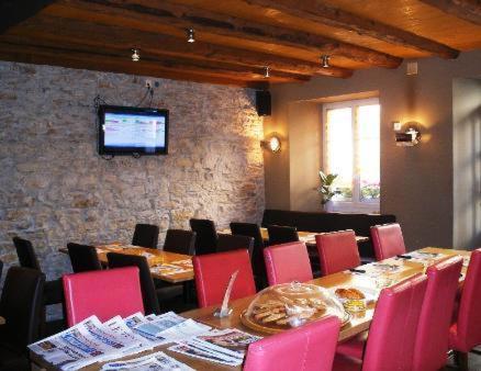 Chez Gilles Hotel Resto Bar Sa La Chaux De Fonds Екстер'єр фото